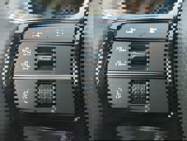 Used 2025 Acura ADX FWD image 26