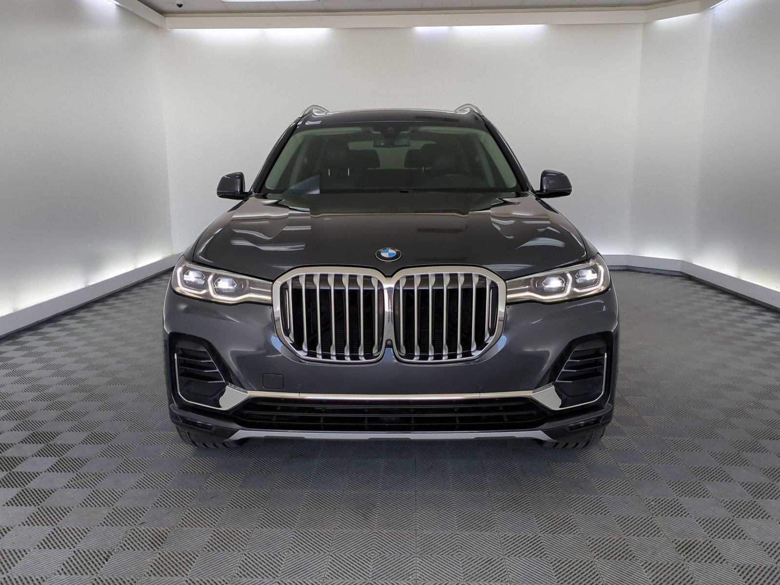 Used 2021 BMW X7 xDrive40i w/ Premium Package image 6