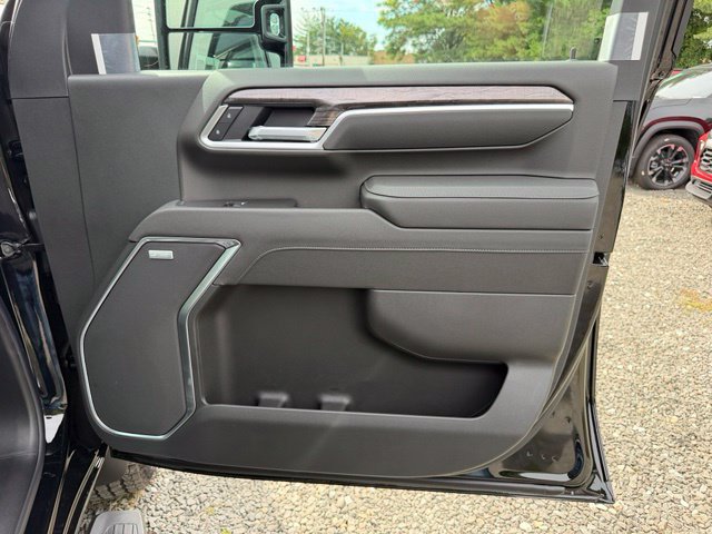 New 2026 Chevrolet Silverado 2500 LTZ w/ LTZ Convenience Package AWD/4WD image 19