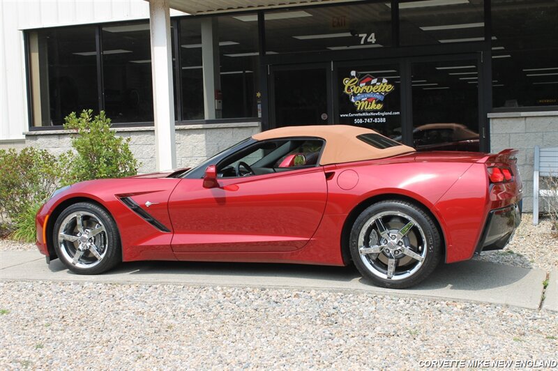 Used 2015 Chevrolet Corvette Stingray Convertible w/ 2LT Preferred Equipment Group RWD image 6