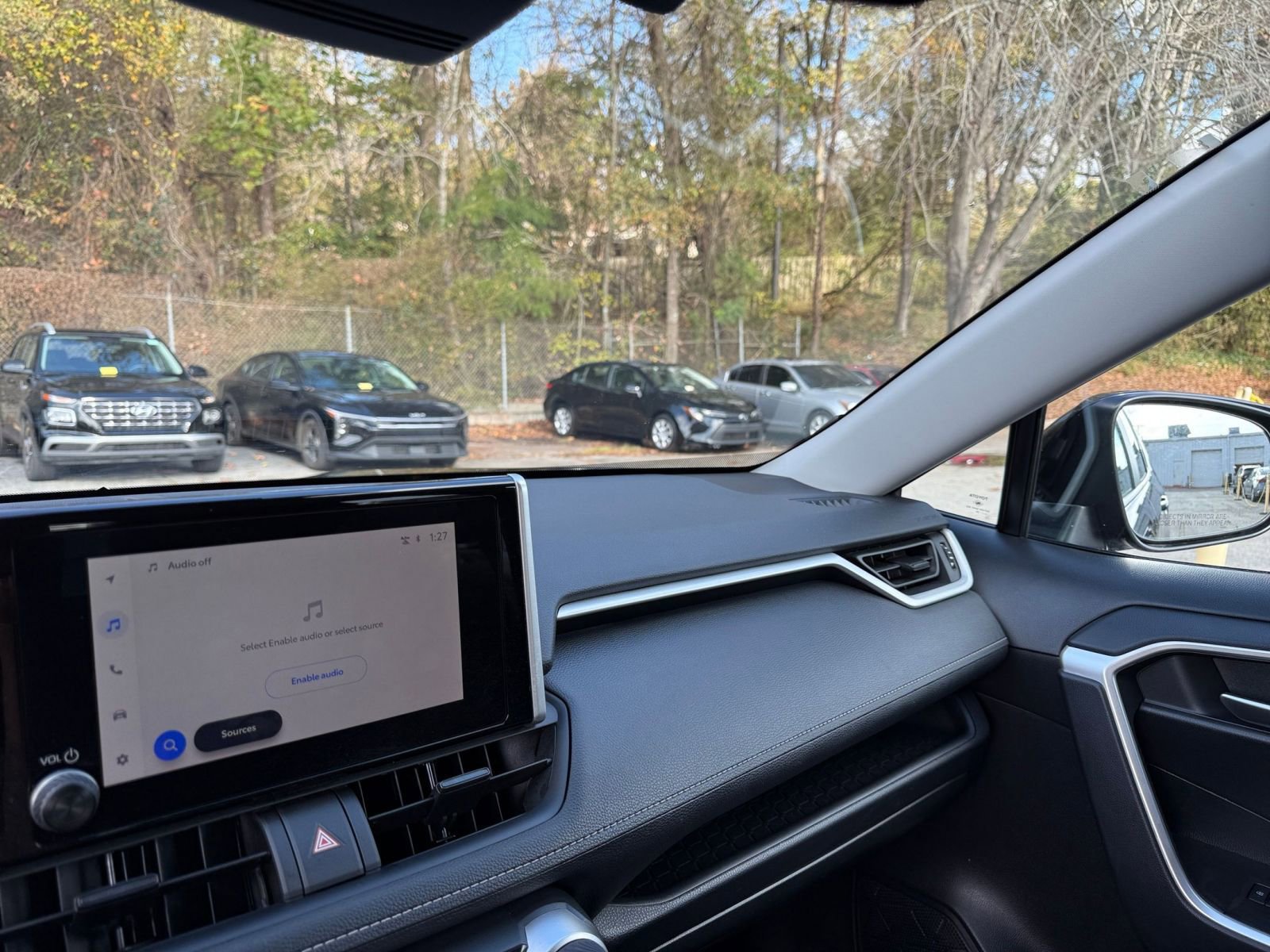 Used 2025 Toyota RAV4 XLE image 35