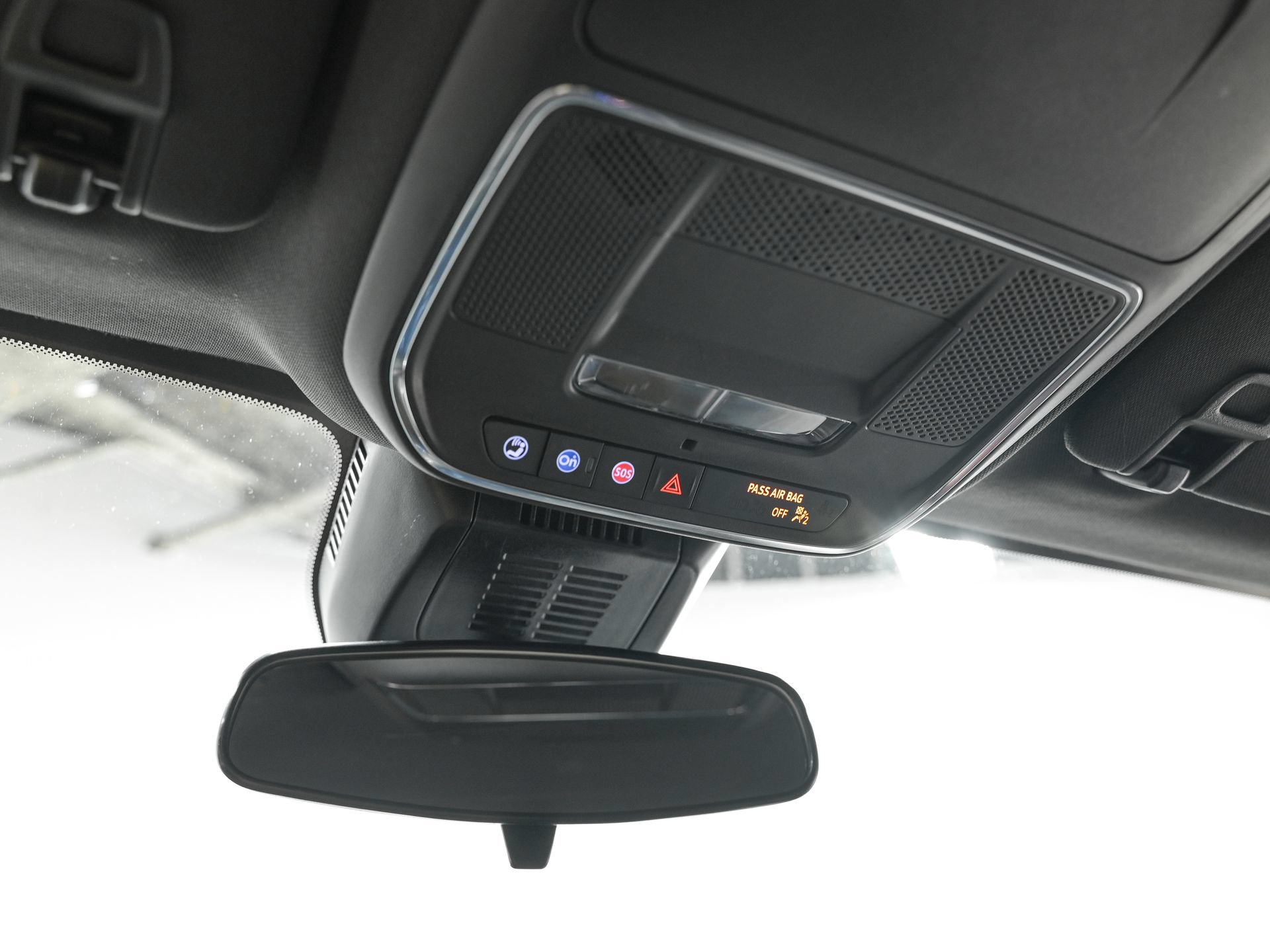 Used 2026 Chevrolet Equinox RS w/ LPO, Floor Liner Package FWD image 16