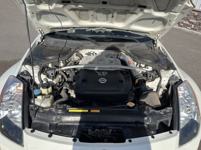 Used 2004 Nissan 350Z Touring image 22