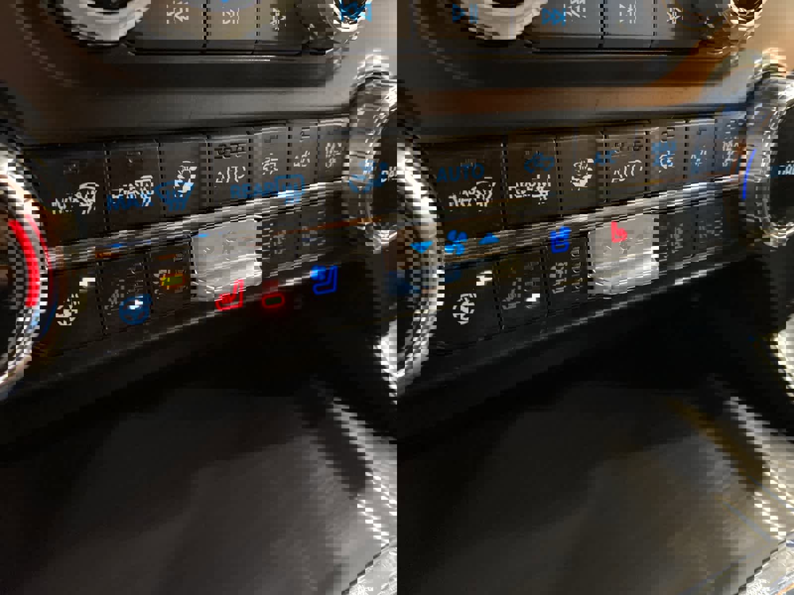 Certified 2023 Ford F150 Lariat w/ Equipment Group 502A High image 25