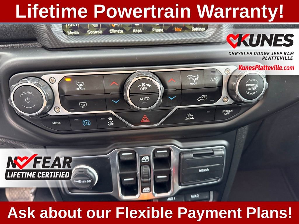 Used 2023 Jeep Wrangler Unlimited Sahara AWD/4WD image 31