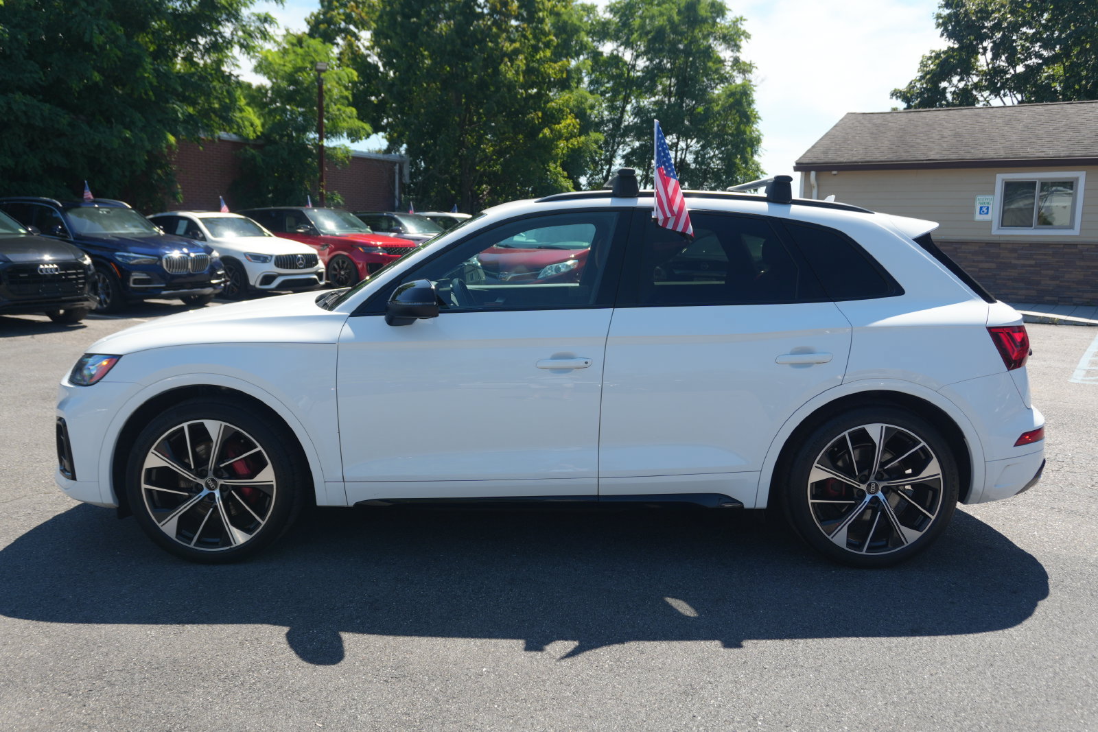 Used 2022 Audi SQ5 Premium Plus w/ Premium Plus Package AWD/4WD image 8