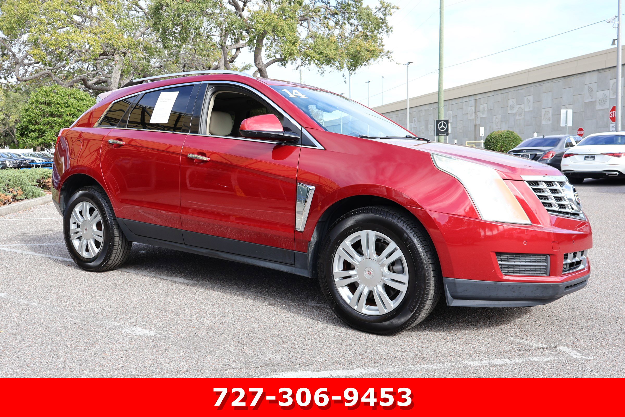 Used 2014 Cadillac SRX Luxury image 12