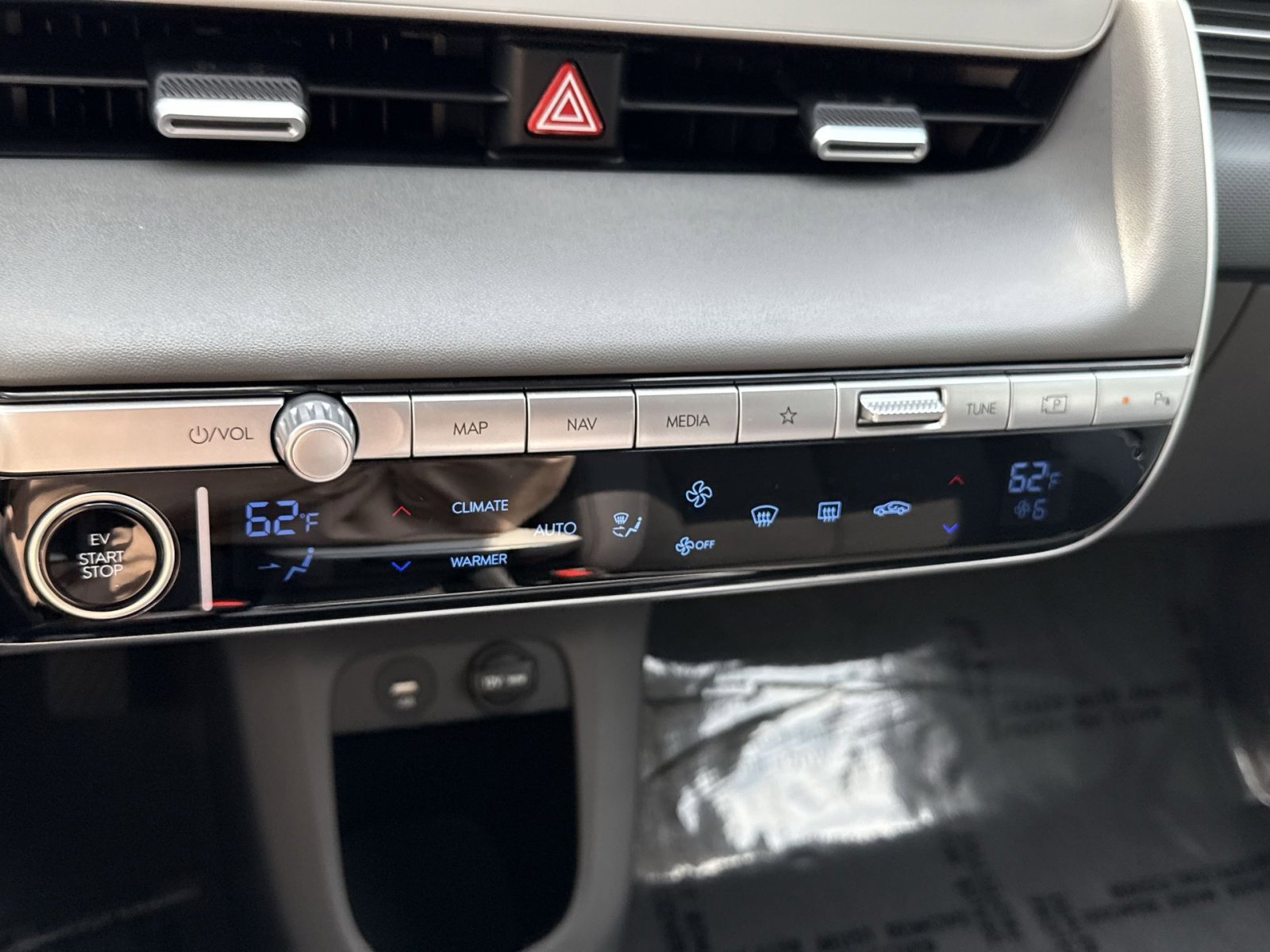 Certified 2024 Hyundai Ioniq 5 SEL AWD/4WD image 21