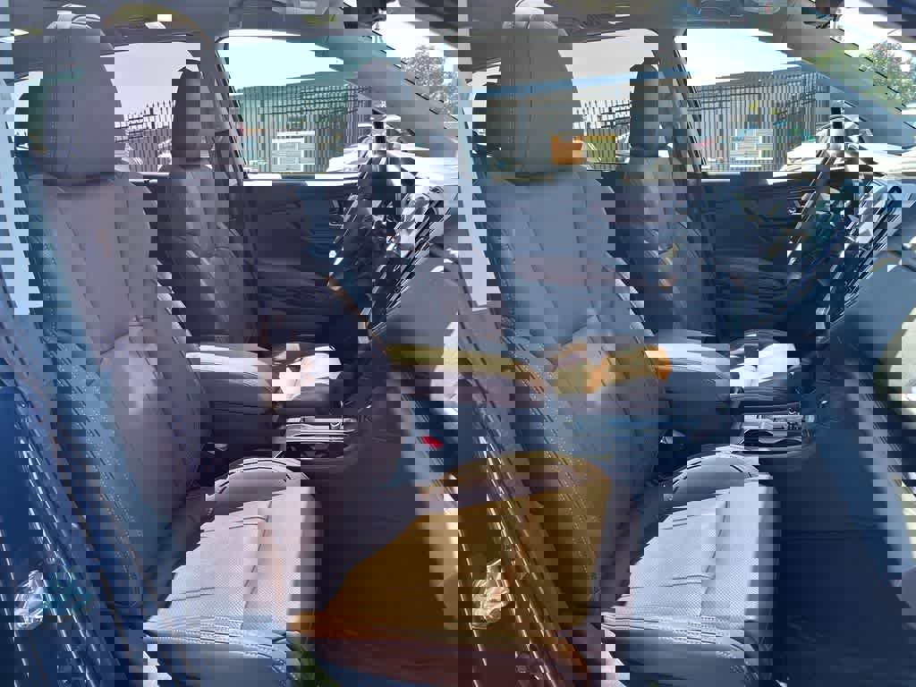 Used 2023 Subaru Ascent Touring image 15