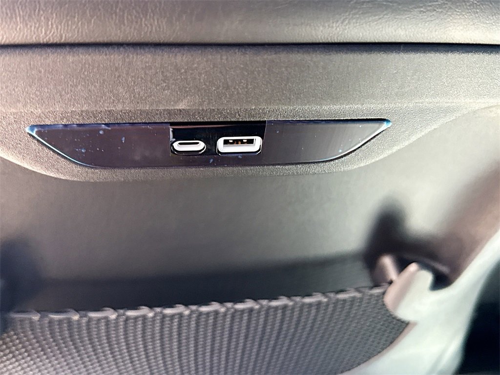 New 2026 Chrysler Pacifica Select image 27