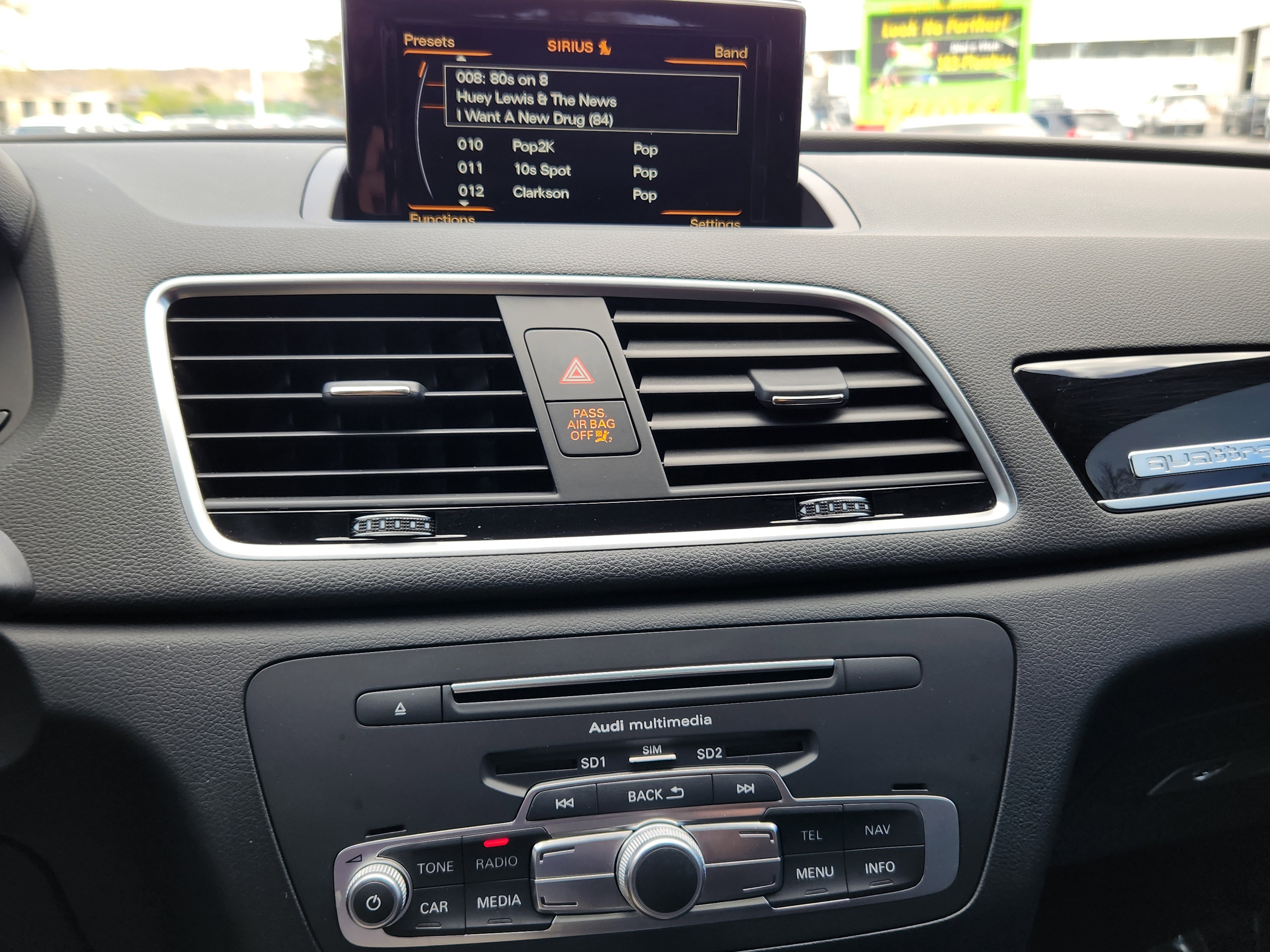 Used 2018 Audi Q3 2.0T Premium Plus w/ S Line Competition Package image 10