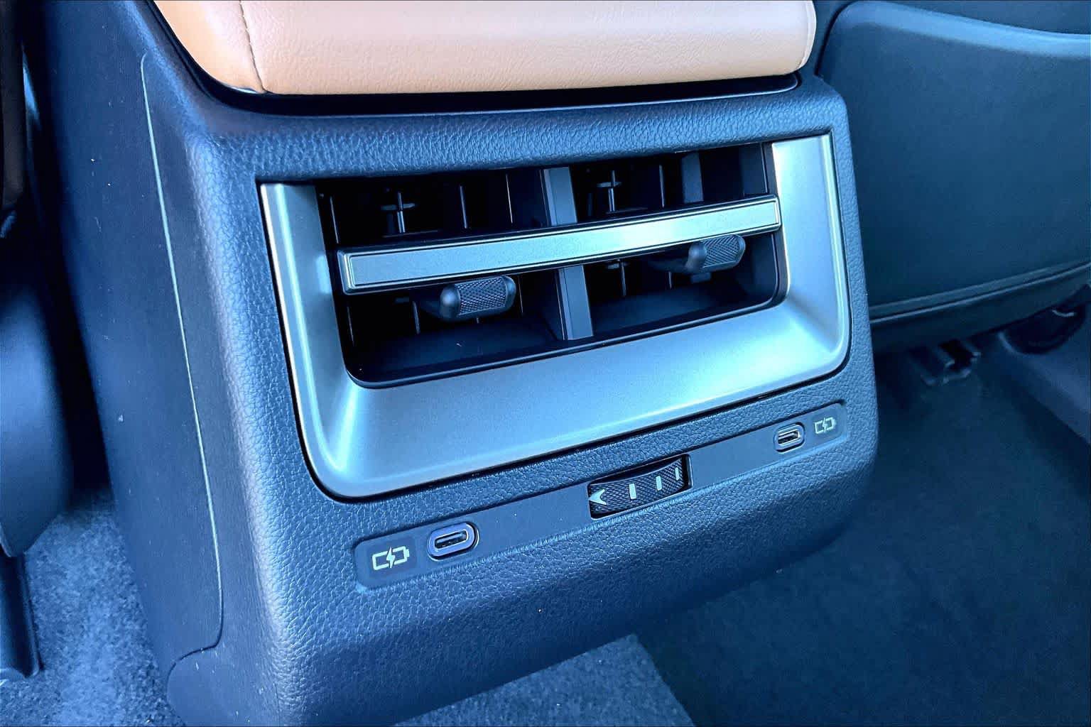 New 2026 Lexus ES 350e w/ Convenience Package FWD image 13