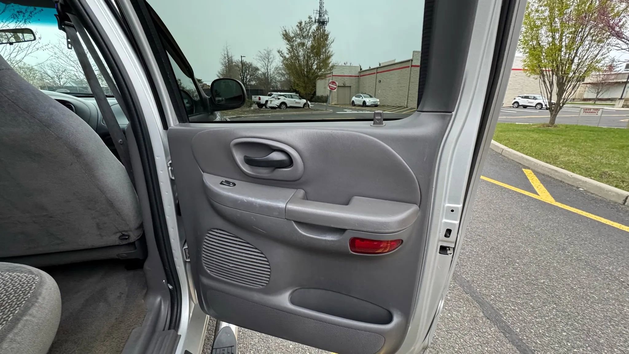 Used 2001 Ford F150 4x4 SuperCrew image 18