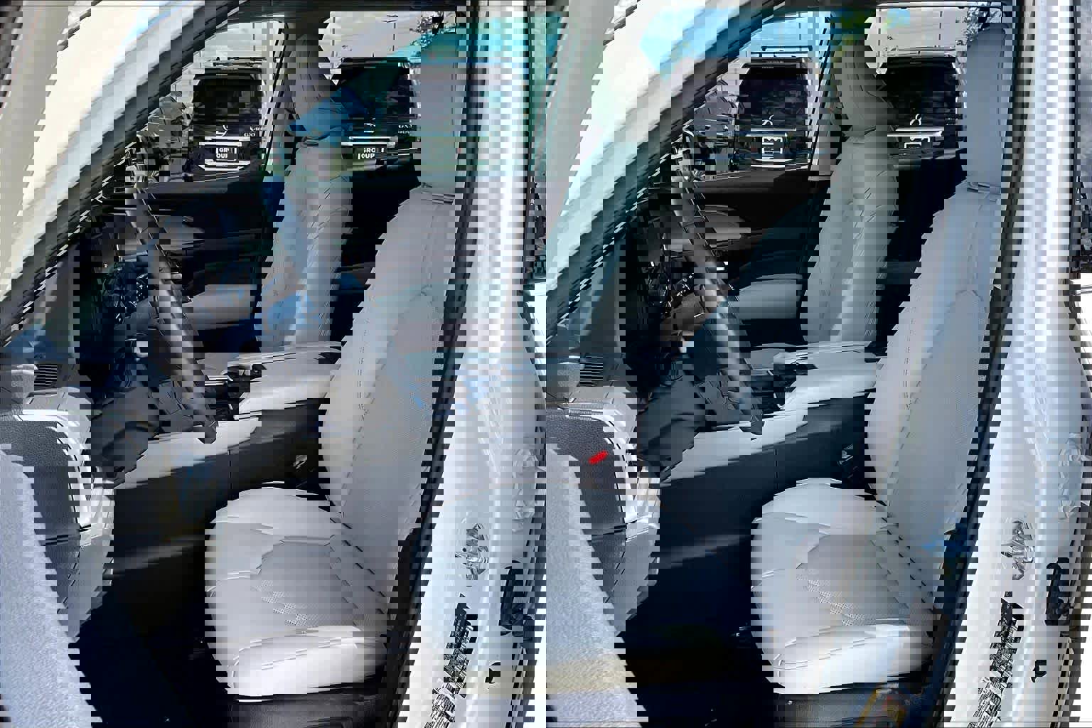 Used 2024 Toyota Grand Highlander XLE image 8