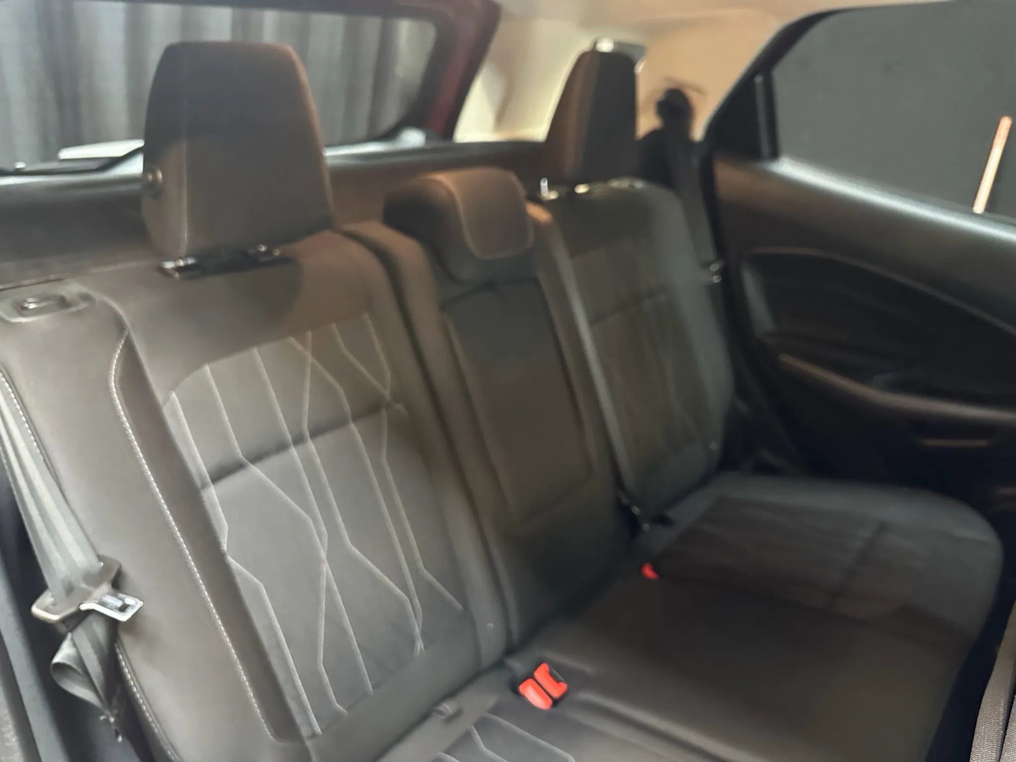 Used 2019 Ford EcoSport SE w/ SE Convenience Package image 28