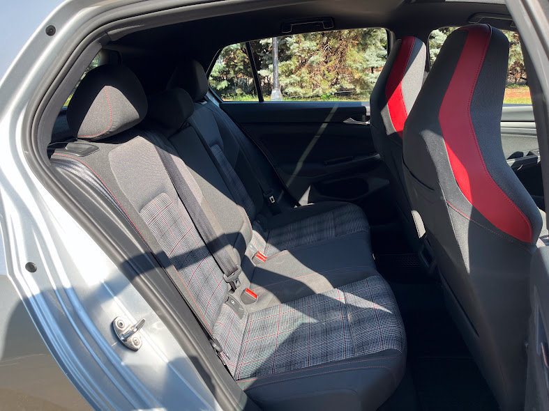 Used 2022 Volkswagen GTI SE FWD image 41