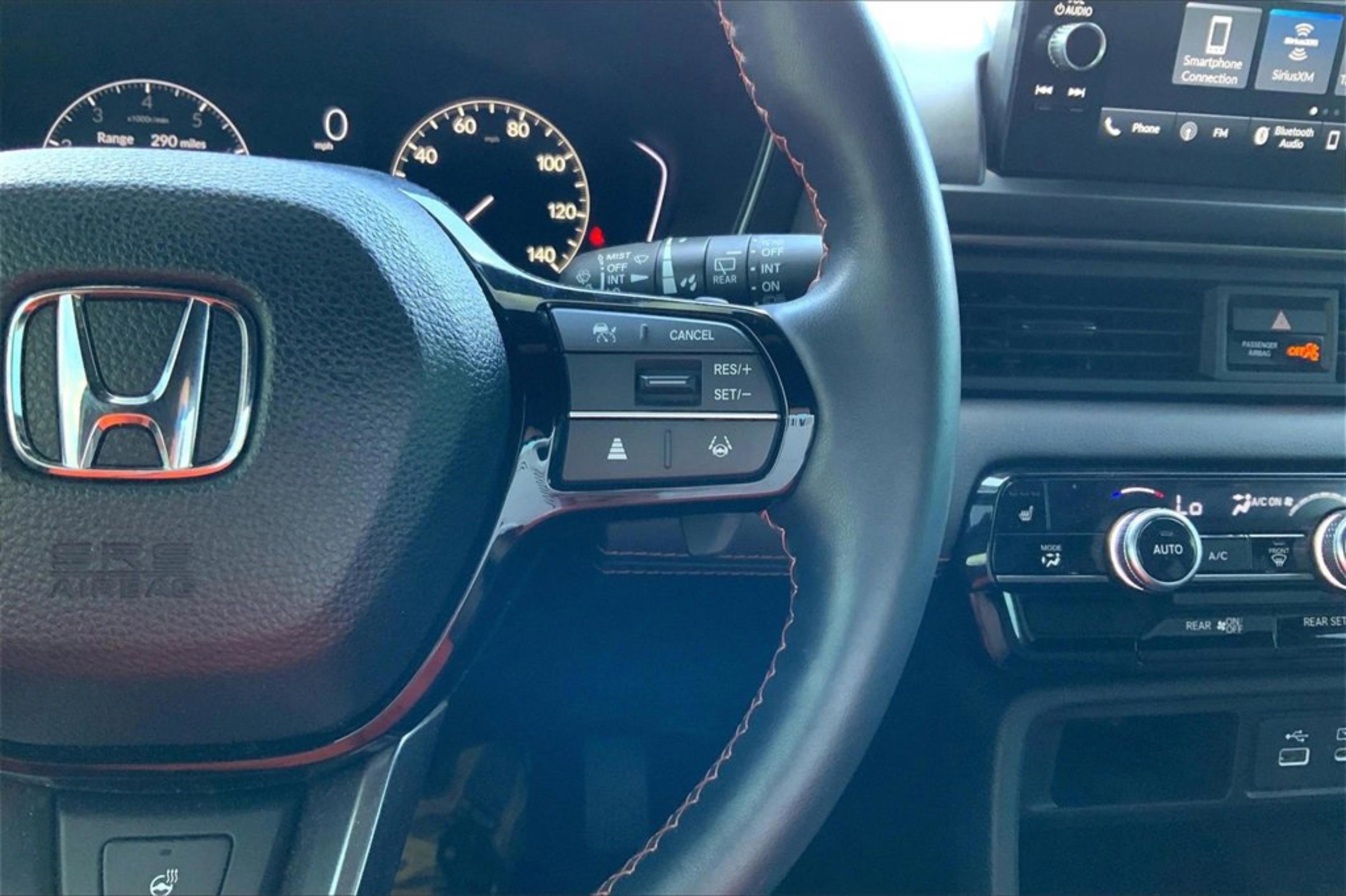 Used 2024 Honda Pilot TrailSport image 20