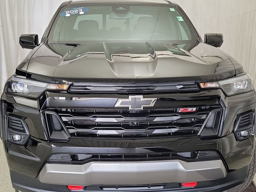 Certified 2023 Chevrolet Colorado Z71 w/ Z71 Convenience Package 2 AWD/4WD image 3