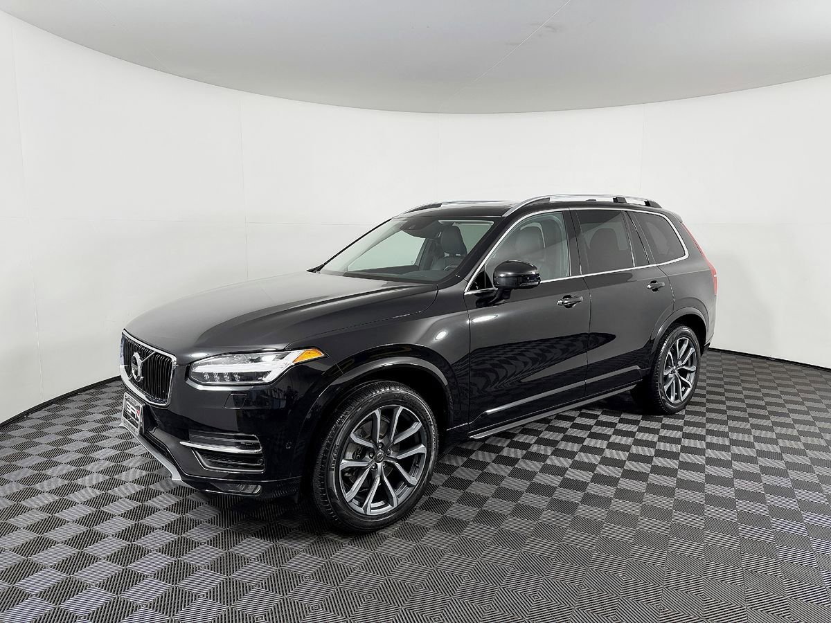 Used 2016 Volvo XC90 T6 Momentum w/ Momentum Plus Package AWD/4WD image 2