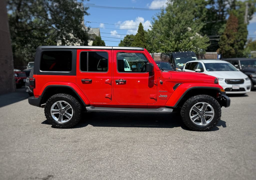 Used 2018 Jeep Wrangler Unlimited Sahara AWD/4WD image 4