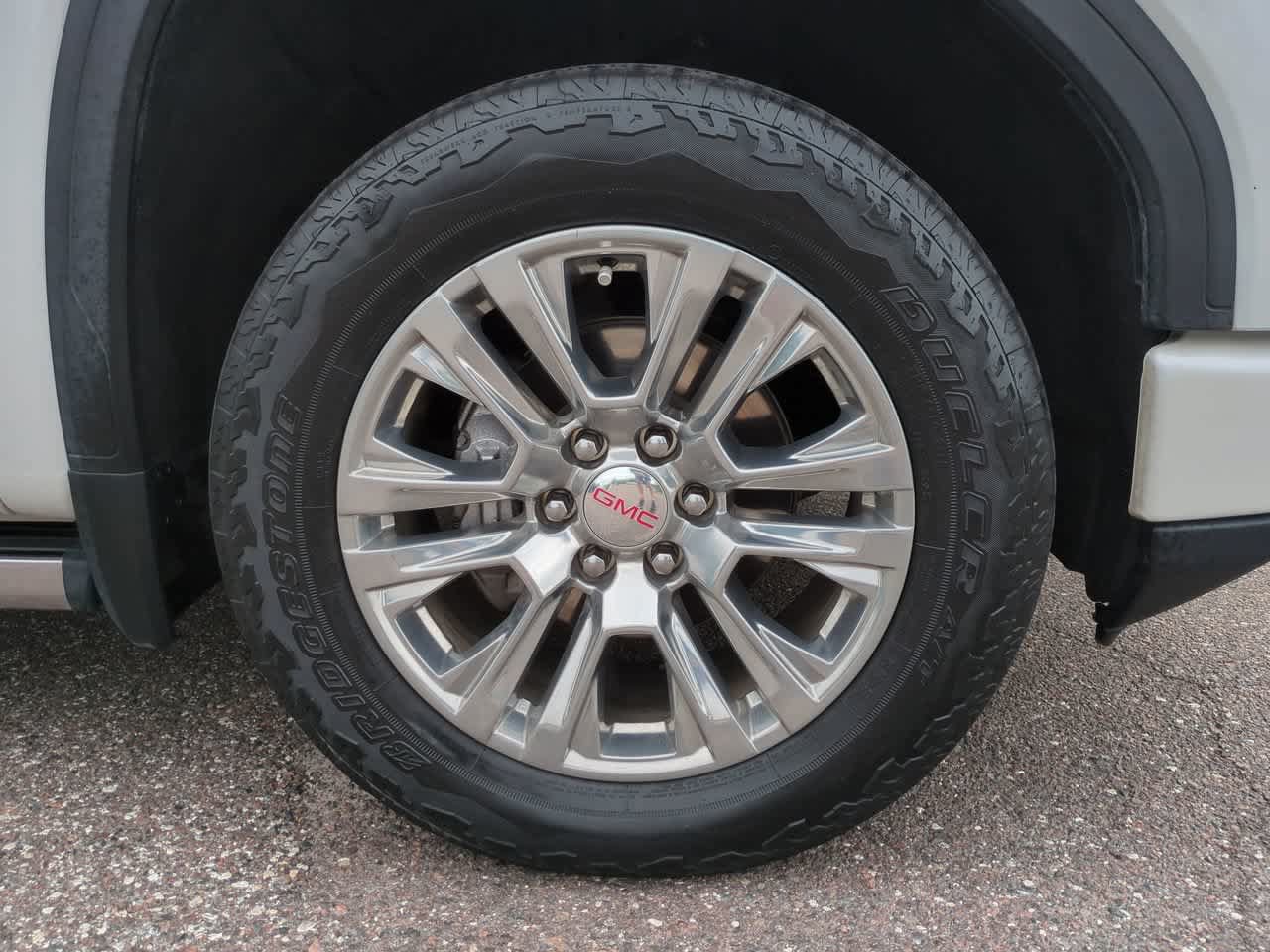 Used 2023 GMC Sierra 1500 Denali w/ Technology Package AWD/4WD image 11