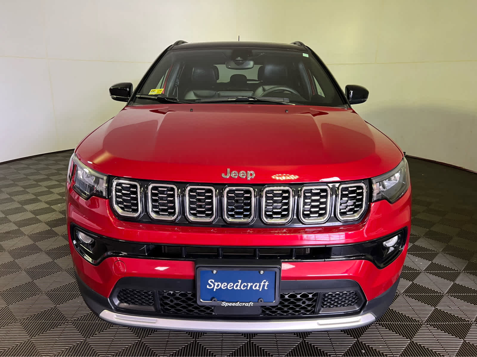 Used 2025 Jeep Compass Limited w/ Sun & Sound Group image 2