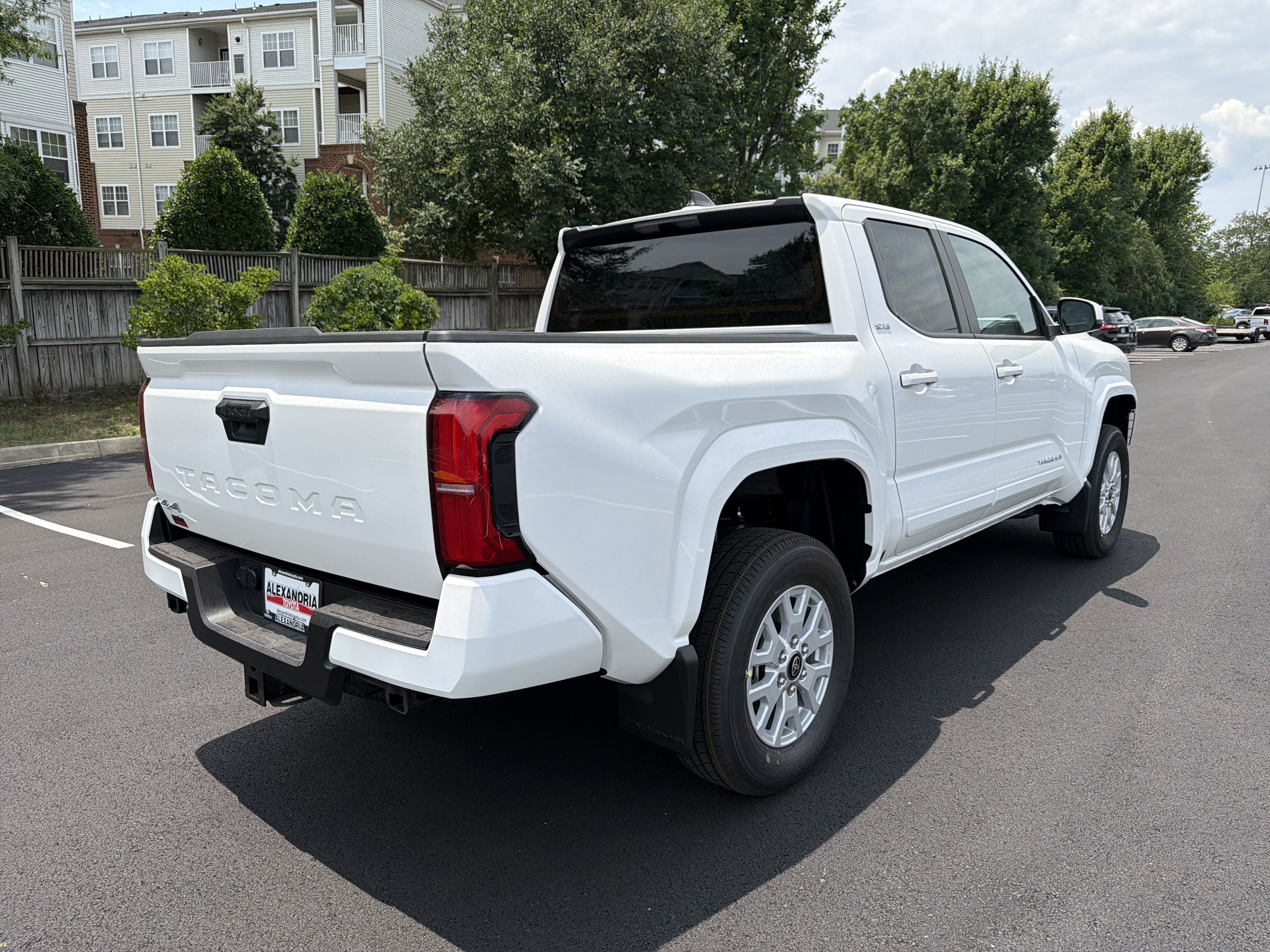 New 2026 Toyota Tacoma SR5 AWD/4WD image 4
