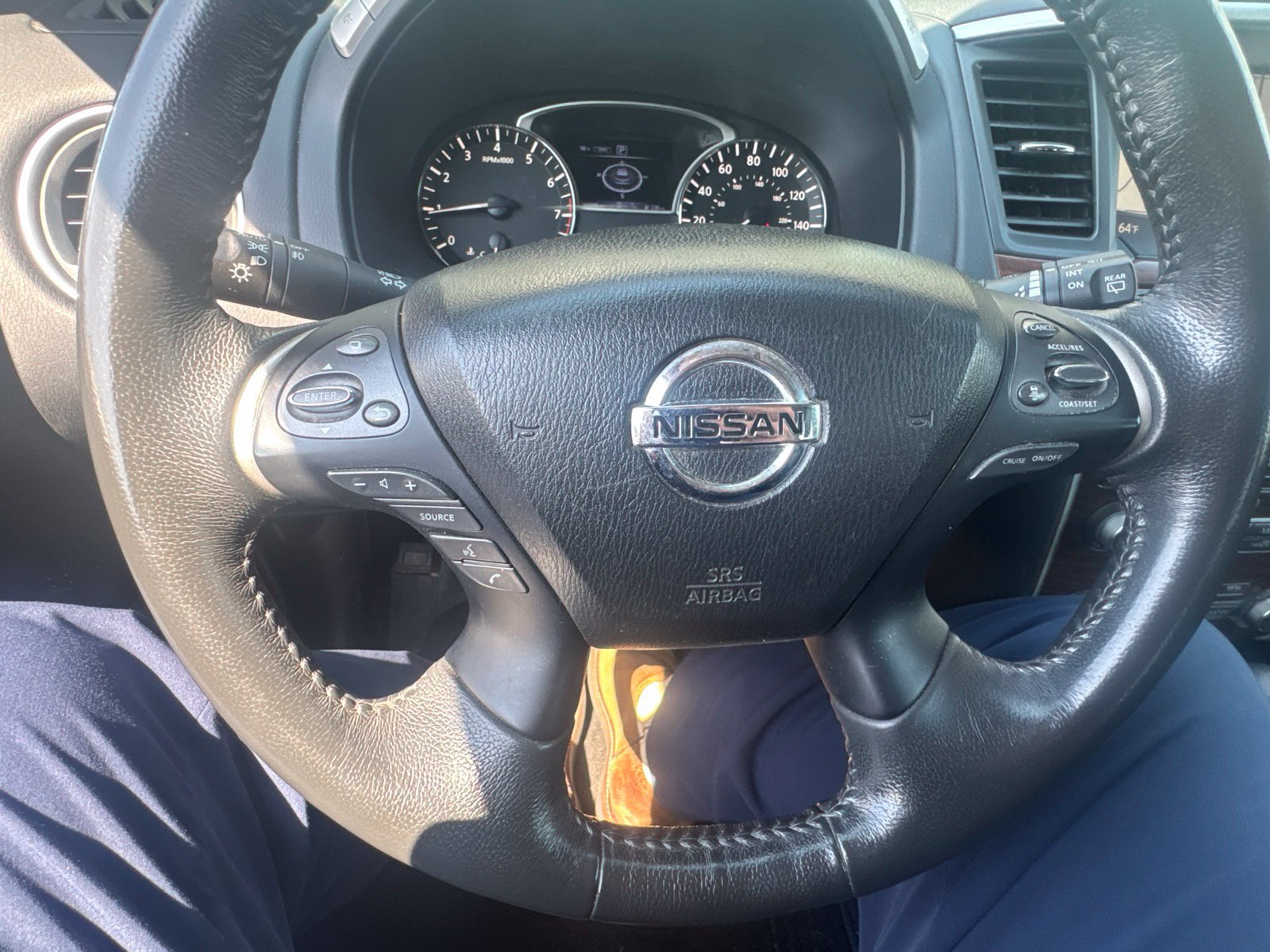 Used 2017 Nissan Pathfinder Platinum AWD/4WD image 13