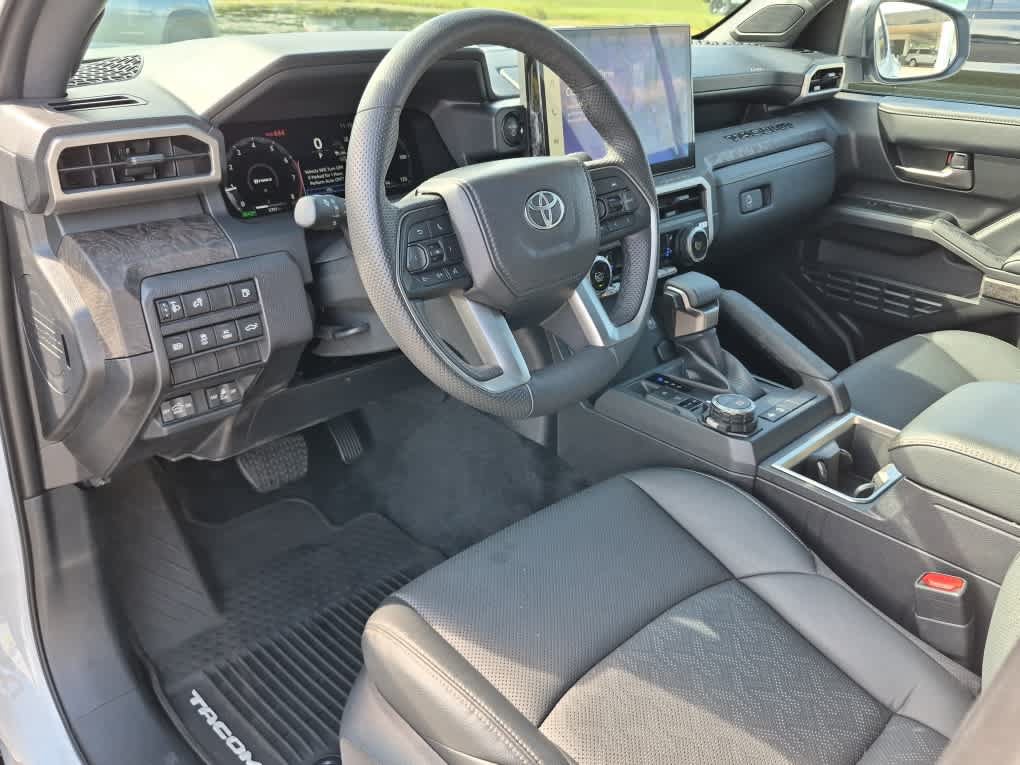 Used 2026 Toyota Tacoma Limited AWD/4WD image 14