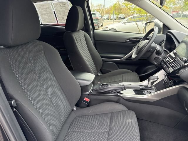 Used 2024 Mitsubishi Eclipse Cross LE AWD/4WD image 15