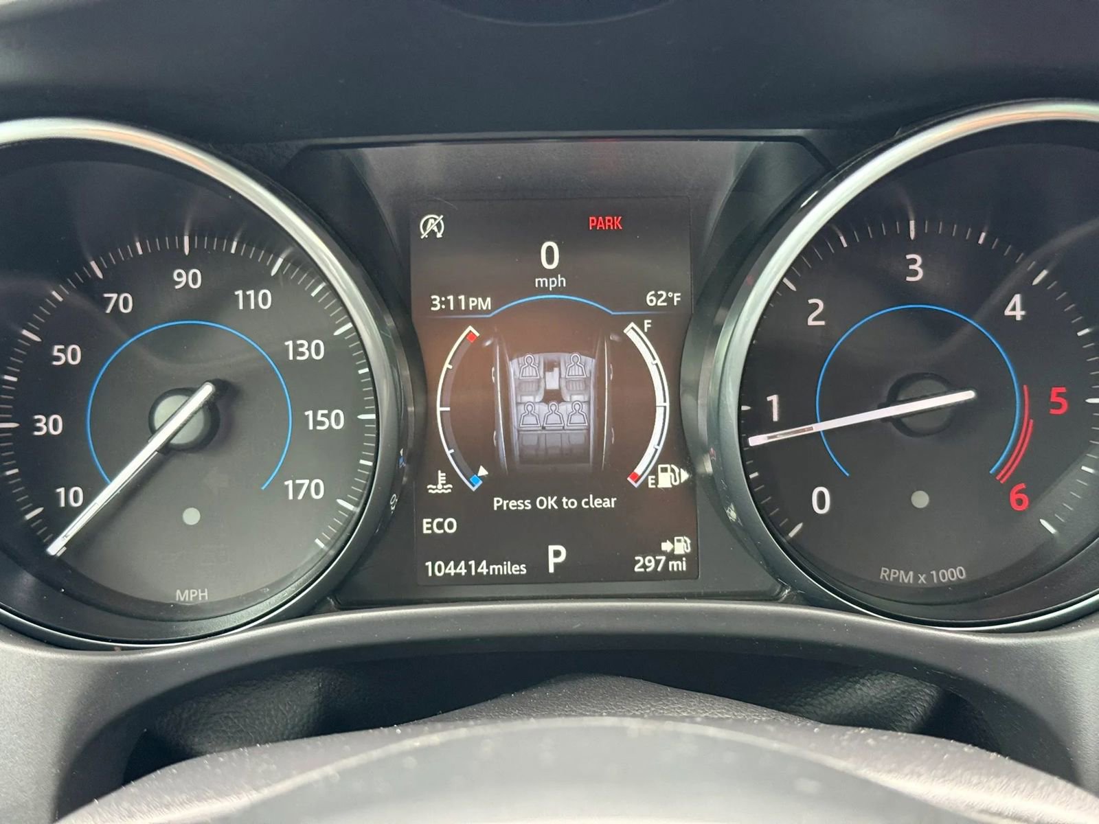 Used 2018 Jaguar F-PACE Premium AWD/4WD image 31