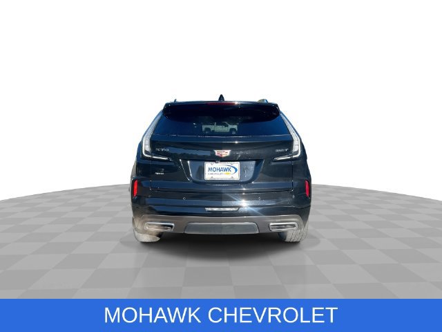 Used 2024 Cadillac XT4 Sport w/ Cold Weather Package AWD/4WD image 7