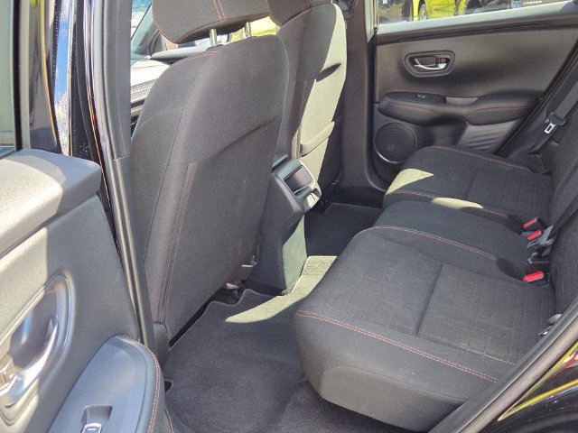 Used 2025 Honda HR-V Sport image 7