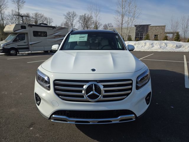 New 2026 Mercedes-Benz GLB 250 4MATIC image 7