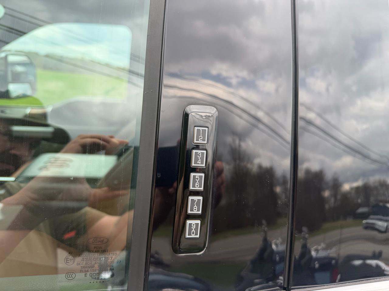 Used 2019 Ford F450 King Ranch w/ King Ranch Ultimate Package AWD/4WD image 13