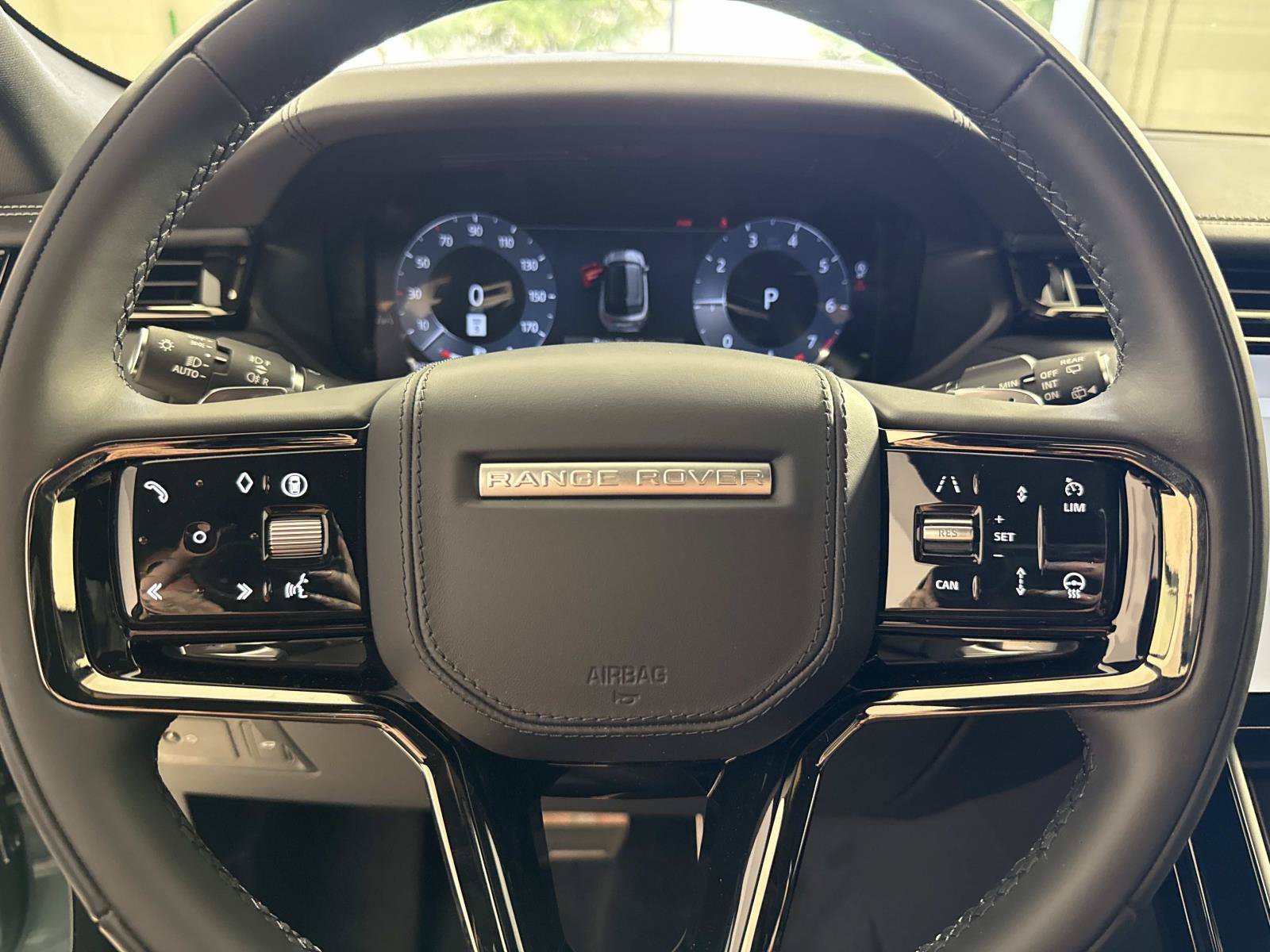 New 2026 Land Rover Range Rover Velar Belgravia AWD/4WD image 30