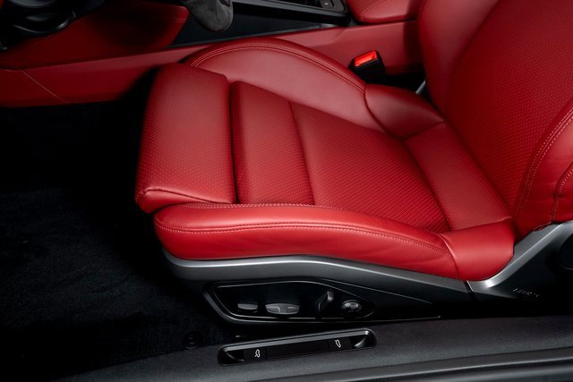 Used 2024 Porsche 911 Targa 4 GTS image 16