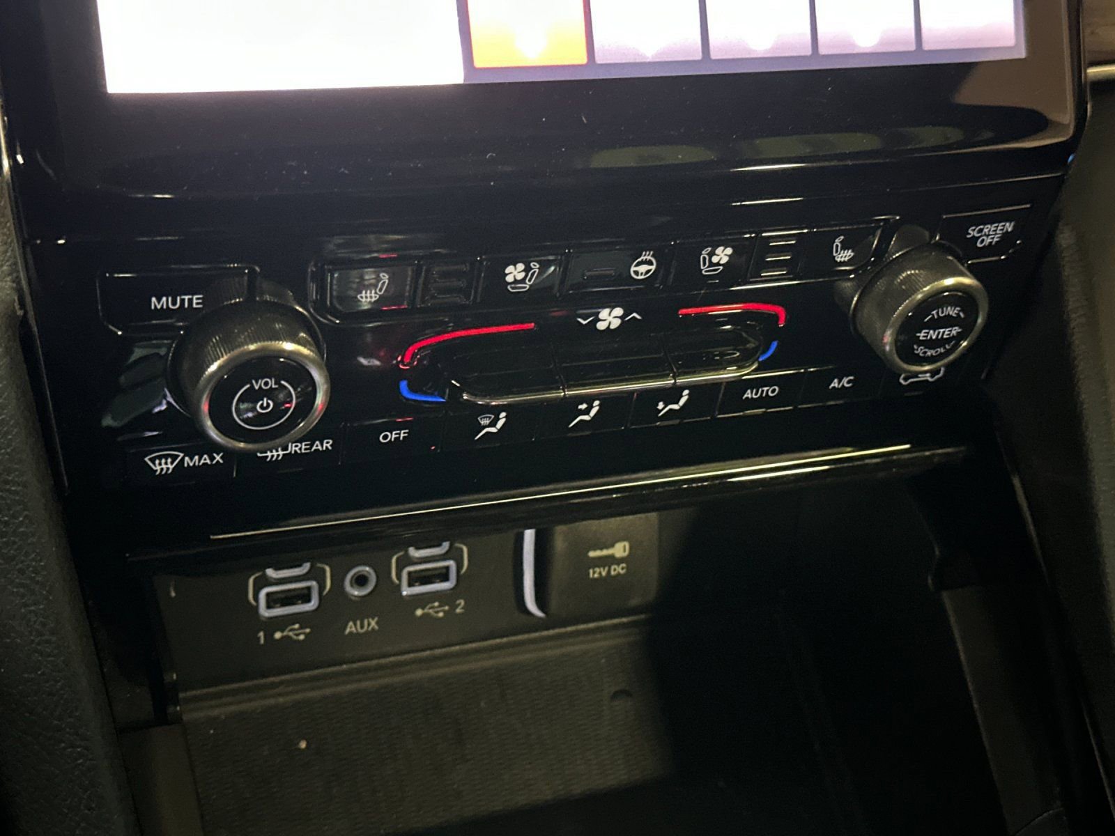 Used 2023 Jeep Grand Cherokee Summit w/ Advanced Protech Group IV AWD/4WD image 20