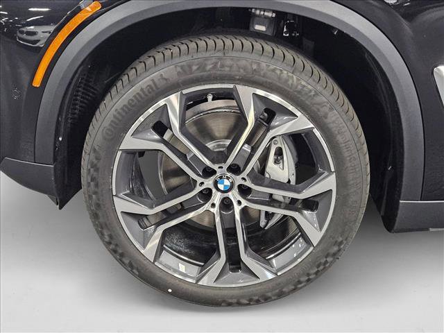 Used 2026 BMW X5 sDrive40i w/ Climate Comfort Package RWD image 10