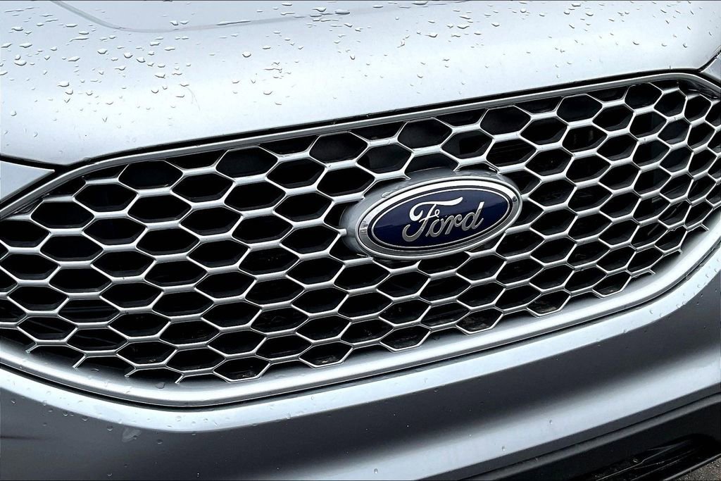 Used 2024 Ford Edge SE image 28