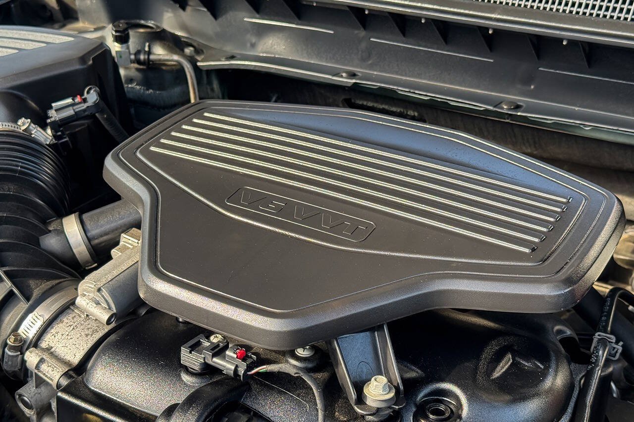 Used 2019 Chevrolet Blazer LT AWD/4WD image 34