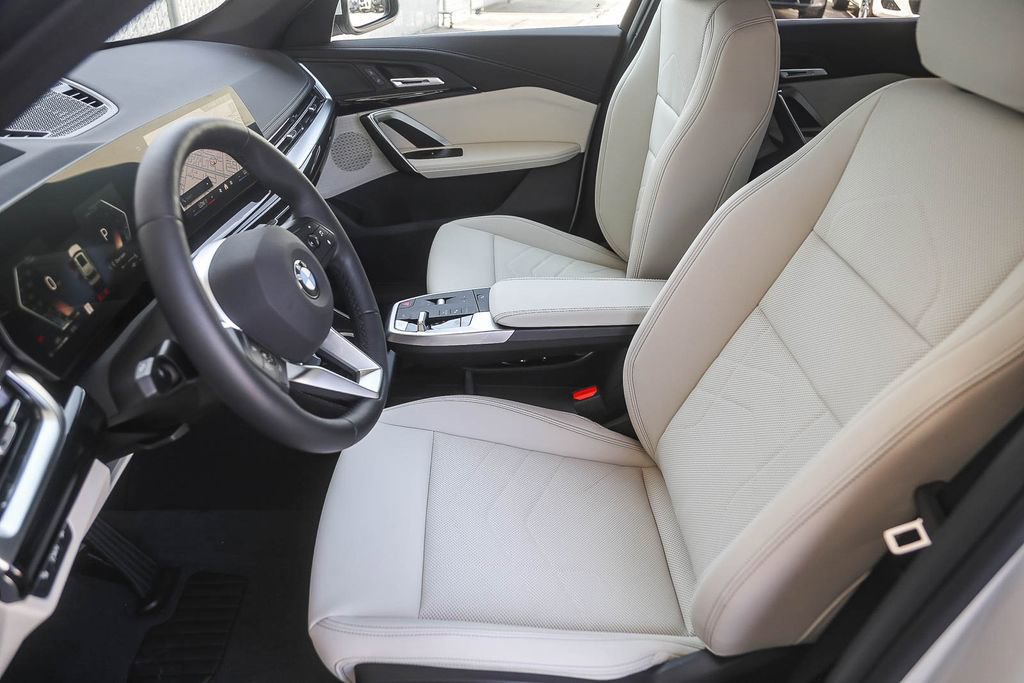 New 2026 BMW X1 xDrive28i w/ Technology Package AWD/4WD image 13