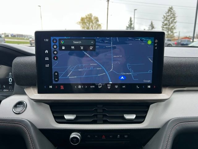 Used 2025 Ford Explorer Active w/ Active Comfort Package AWD/4WD image 16