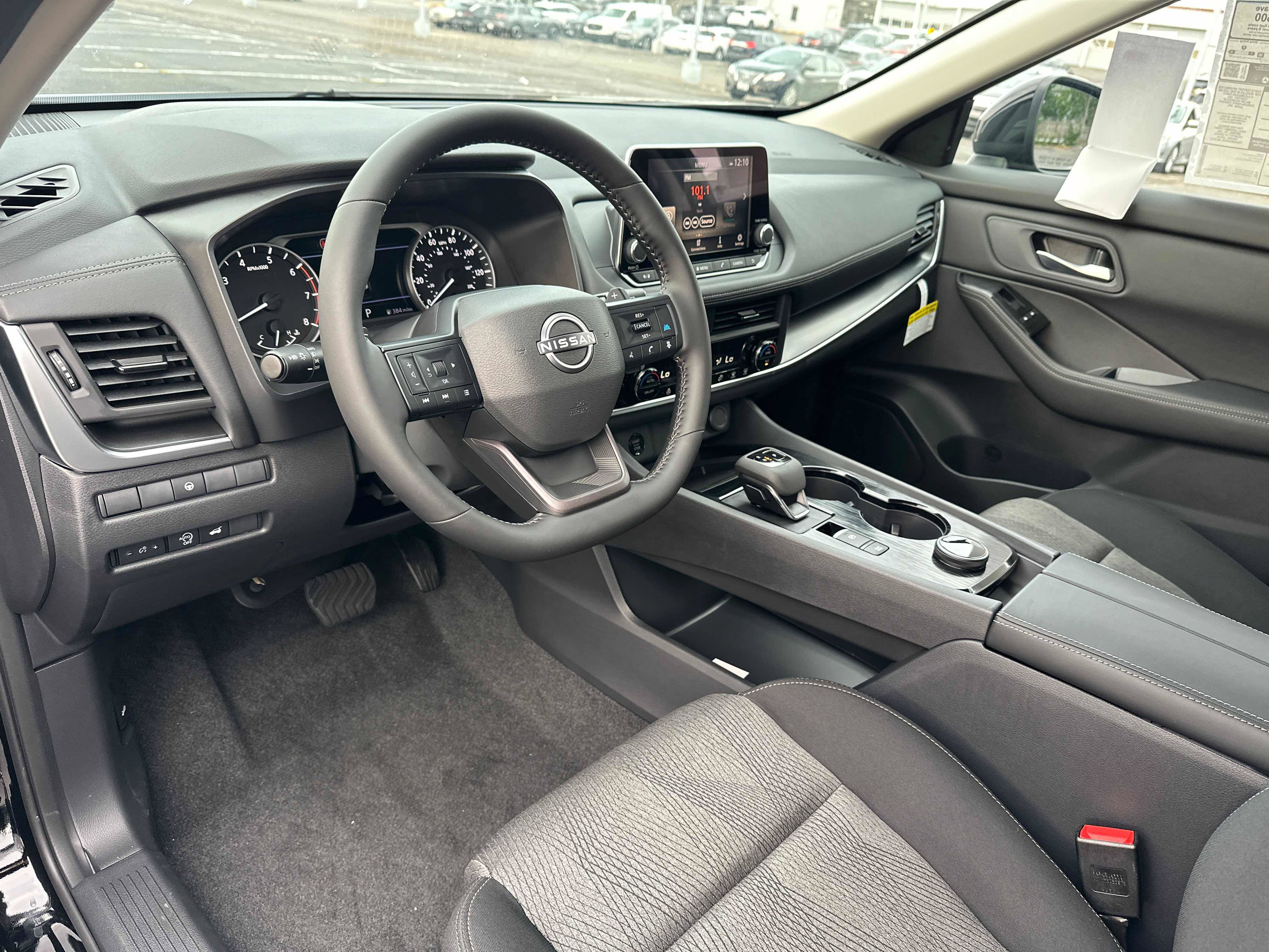 New 2026 Nissan Rogue SV w/ Cold Weather Package AWD/4WD image 32