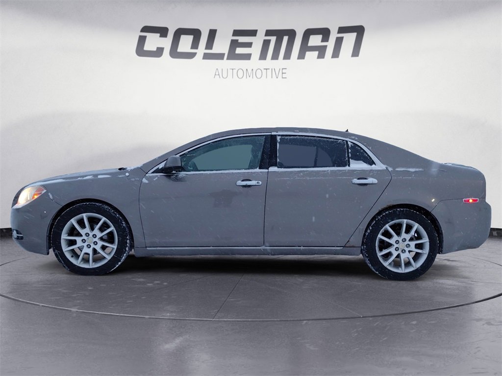 Used 2011 Chevrolet Malibu LTZ image 2
