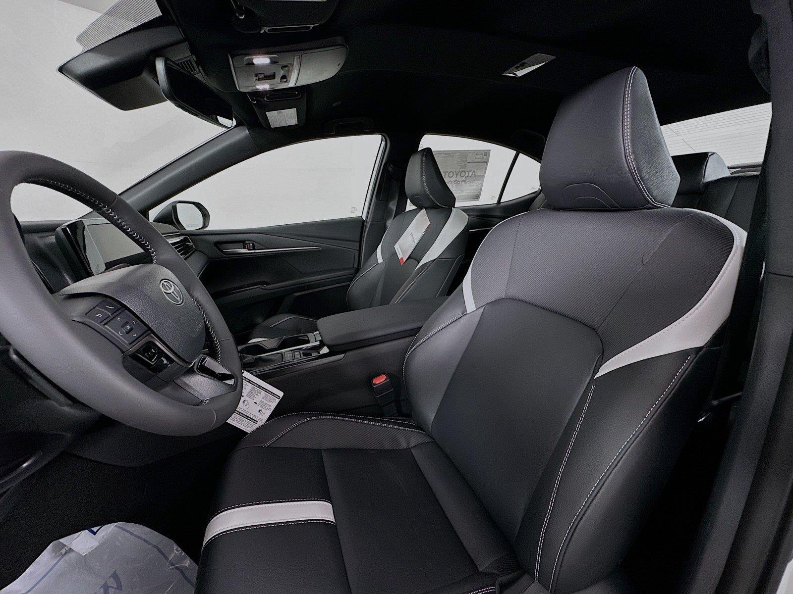 New 2026 Toyota Camry SE w/ Convenience Package FWD image 18