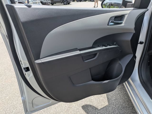 Used 2013 Chevrolet Sonic LT FWD image 9