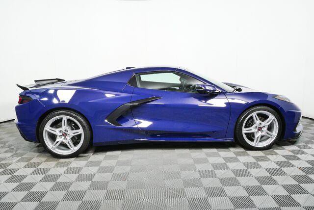 Used 2025 Chevrolet Corvette Stingray Preferred Conv RWD image 2