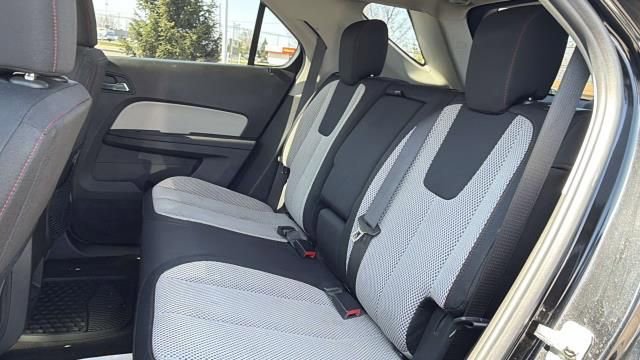 Used 2017 Chevrolet Equinox LT w/ Driver Confidence Package II image 23