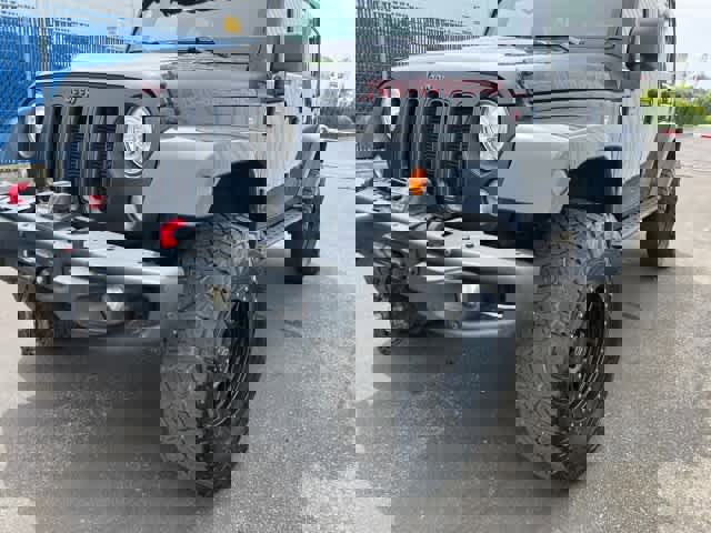 Used 2018 Jeep Wrangler Unlimited Rubicon image 14